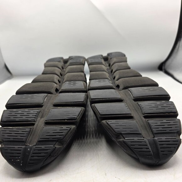 On Running Cloud 5 Mens 10.5 Black Athletic Shoes Walking Outdoors Lightweight - Picture 11 of 14